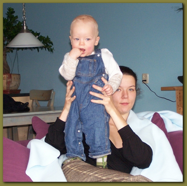 599x594 pixels (274K)